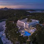 Bellevue Hotel 5*