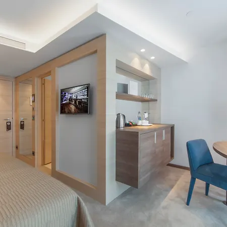 Bellevue Ξενοδοχείο 5*