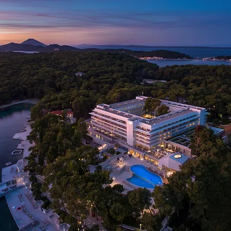 Bellevue Hotel 5*