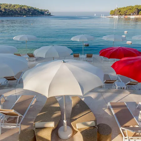 Ξενοδοχείο Bellevue 5*