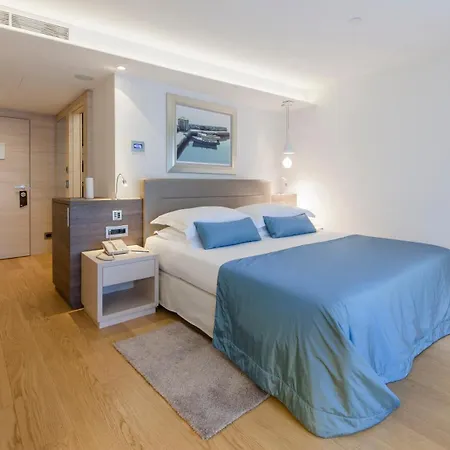 Bellevue 5*