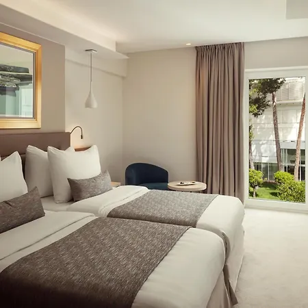 Ξενοδοχείο Bellevue 5*